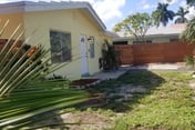 Close to it all, clean, safe and updated. Everything you need. SE 2nd.