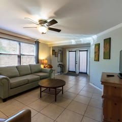 The Best beach block location in Pompano , Clean, safe and private. Apt. B