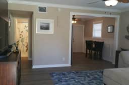 Beach Block Bungalow, everything you need. Clean, safe and updated. - Image 4