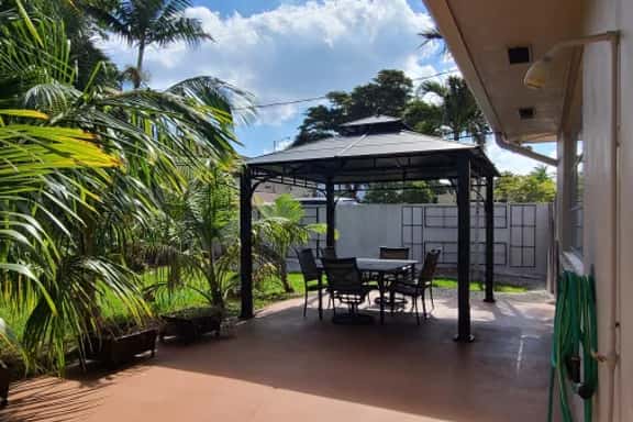 Beach Block Bungalow. Clean, safe and updated. Everything You Need. A2 - Image 1