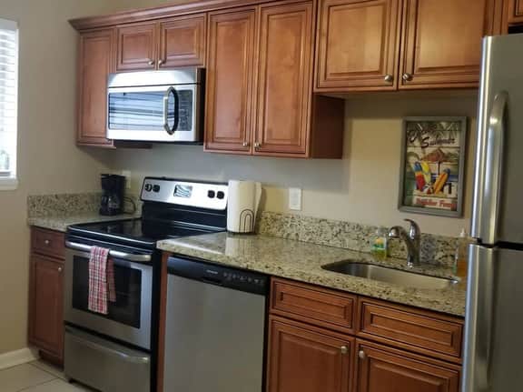 Beach Block Bungalow. Clean, safe and updated. Everything You Need. A2 - Image 2