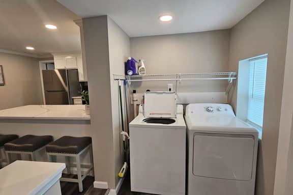 Cozy, quiet, clean and updated. - Image 5
